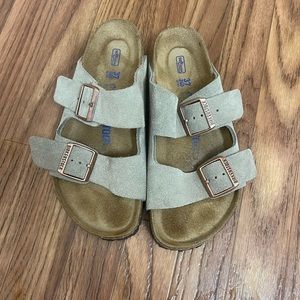 Arizona suede sandals!